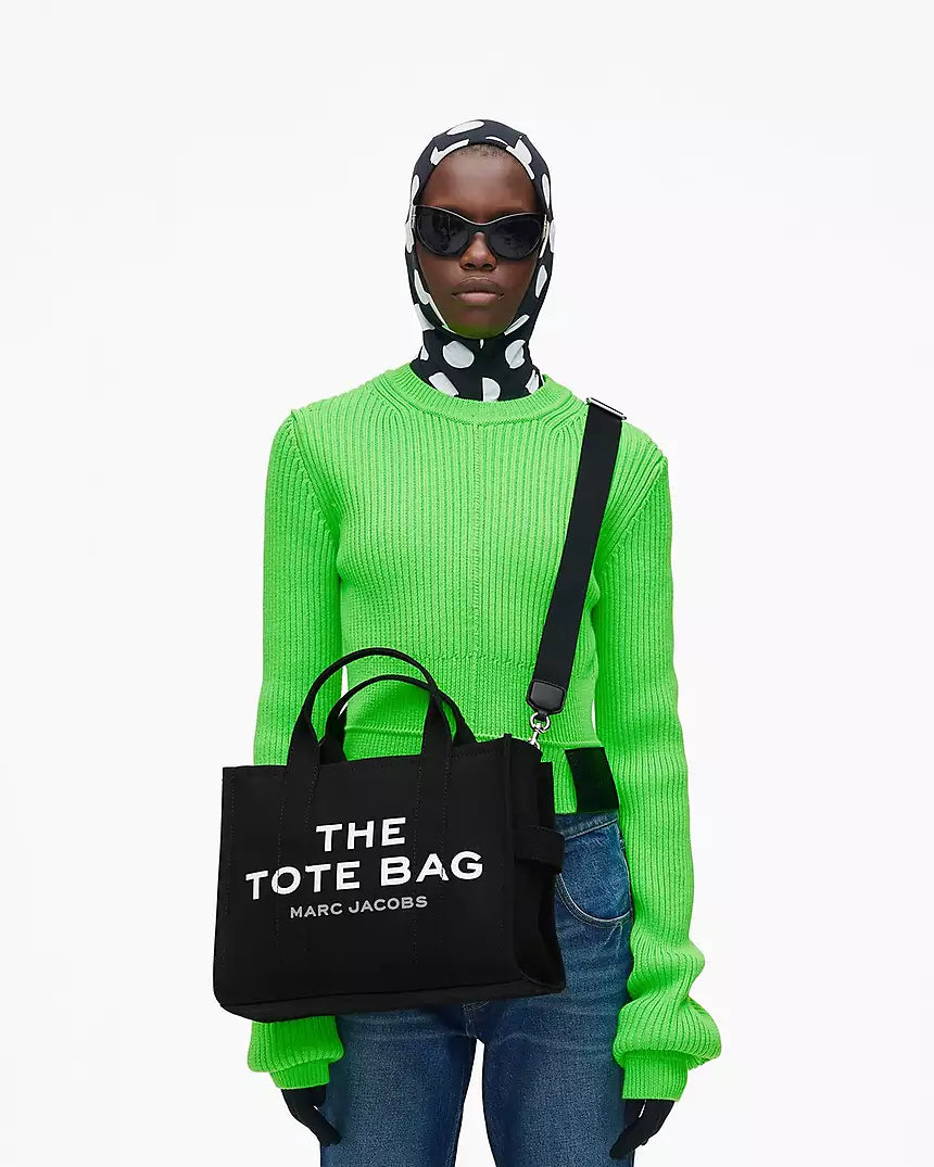 THE CANVAS
MEDIUM TOTE BAG
