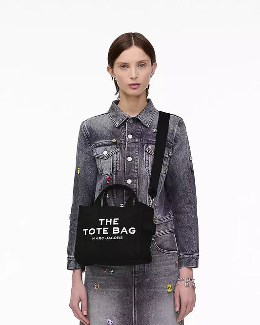THE CANVAS
SMALL TOTE BAG